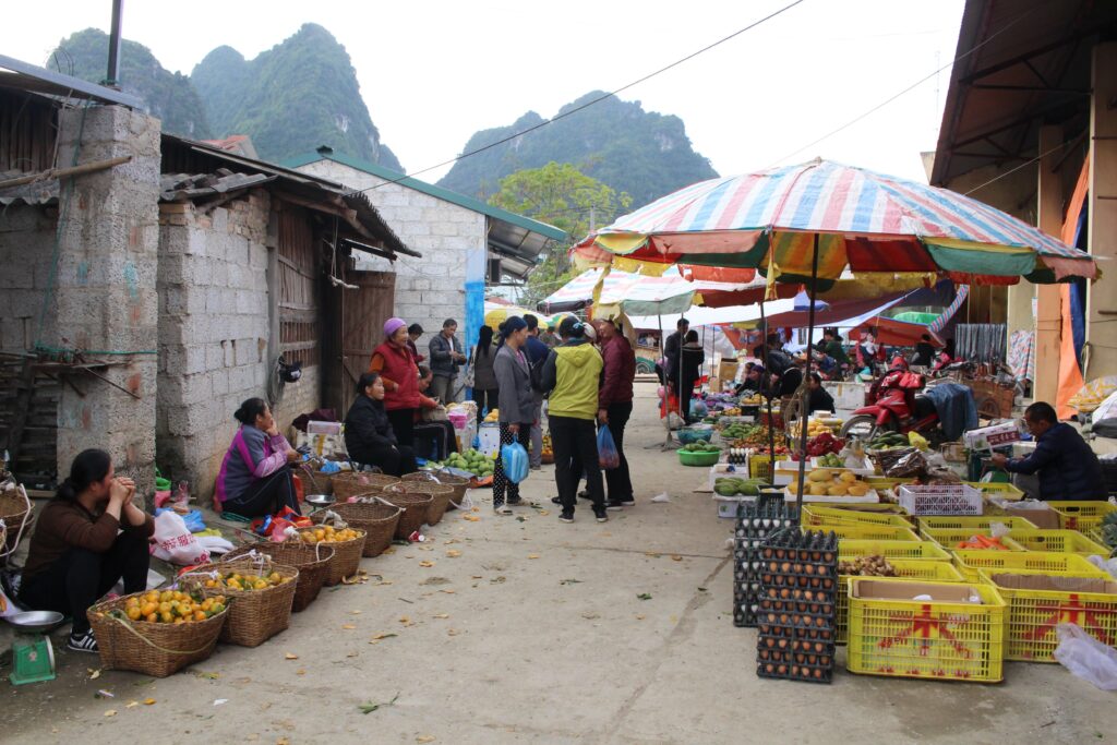 chợ vùng cao ở Cao Bằng