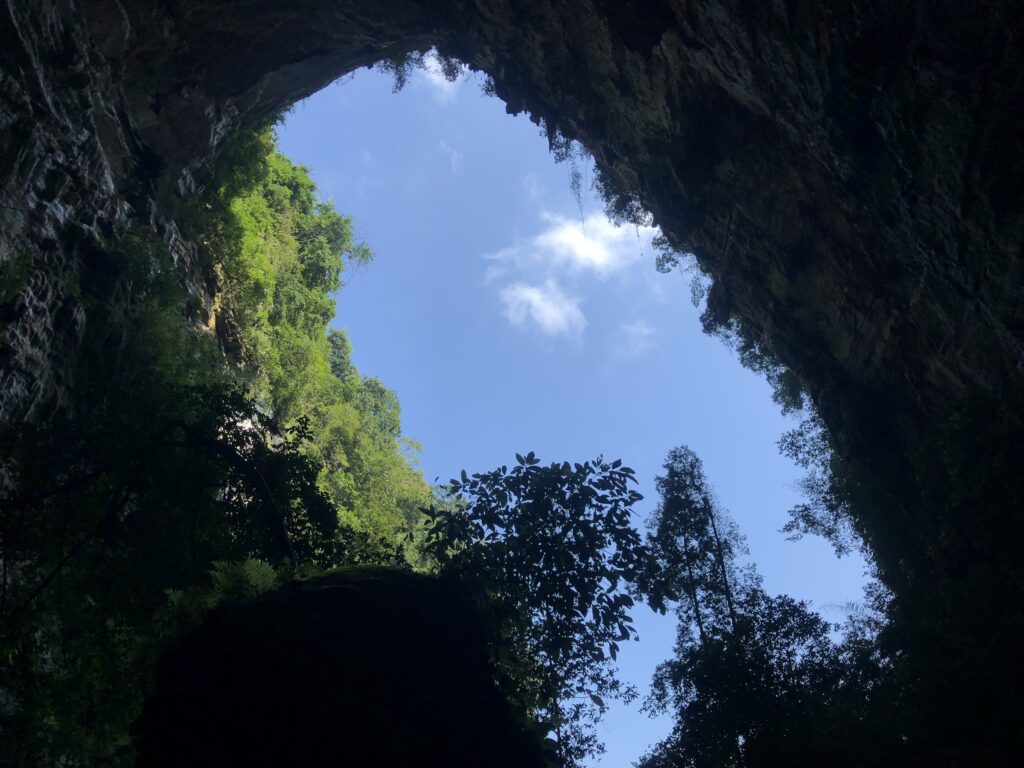 trekking Hang Tiên